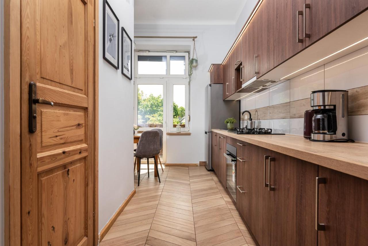 Classy Old Town Apartment - By Upstairs Kraków Zewnętrze zdjęcie